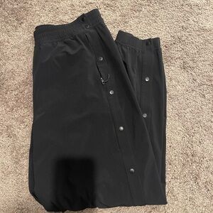 listing-status-banner